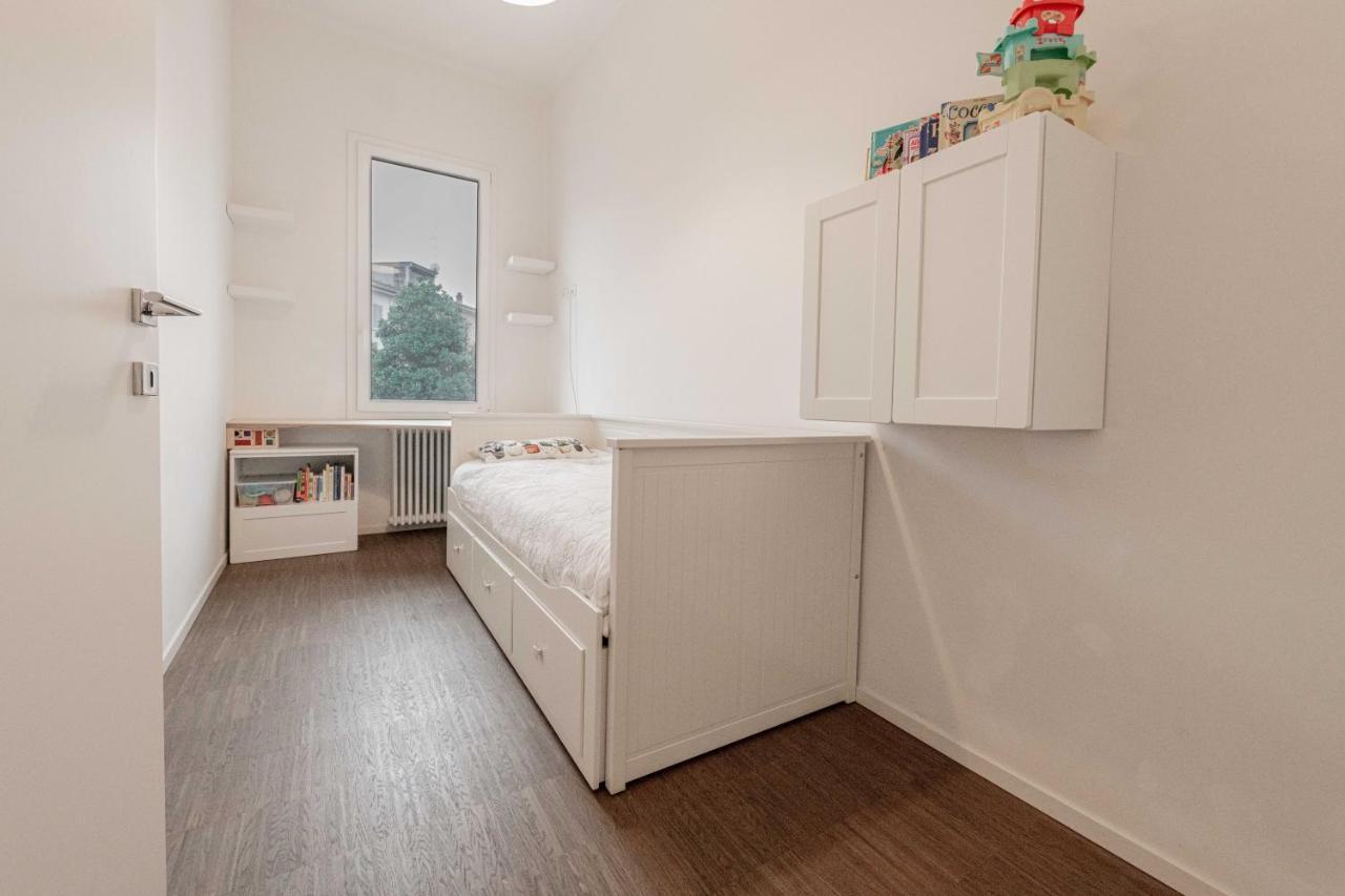 Realkasa De Crescenzi Family Apartment Bologna Exteriör bild
